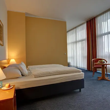 Centro Park Berlin-neukoelln 3*