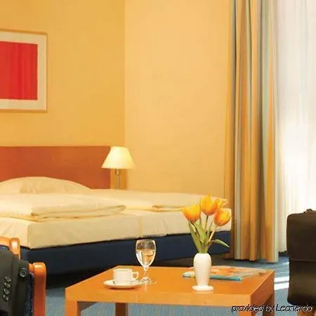 Centro Park Berlin-neukoelln 3*