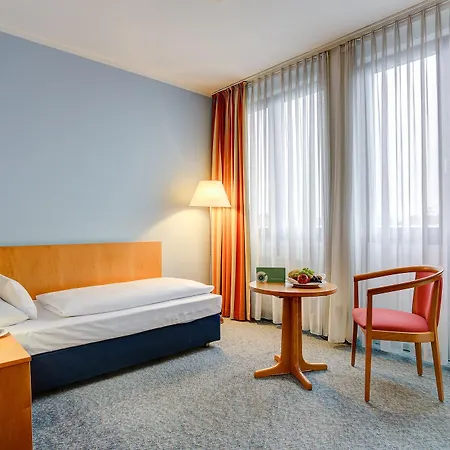 Hotel Centro Park Berlin-neukoelln 3*