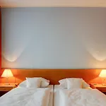 Centro Park Berlin-neukoelln Hotel 3*