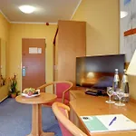 Centro Park Berlin-neukoelln Hotel 3*